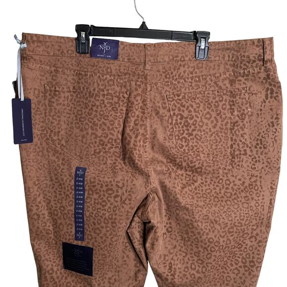 NYDJ Sheri Colored Cheetah Print Slimming Jeans Brown Plus Size 24W NWT - Picture 8 of 9